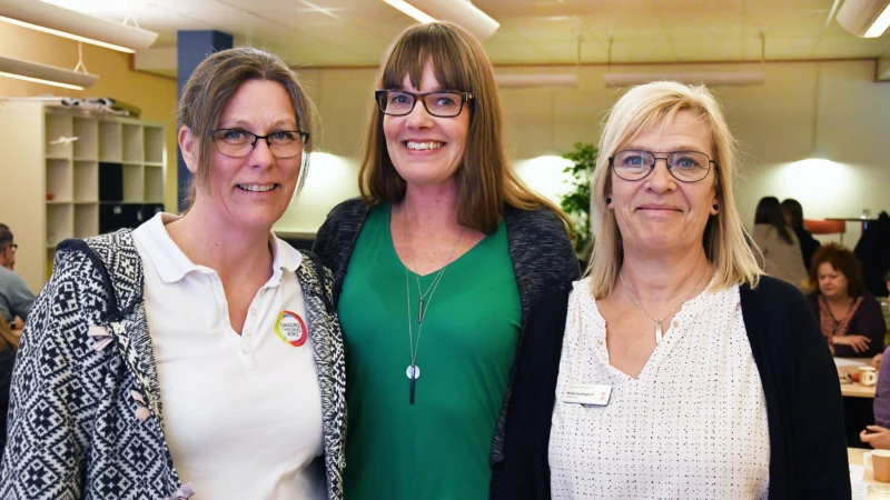 Anna Loberg, Caroline Ahldén och Katja Ljunggren är de tre hälsoinspiratörerna som höja hälsomedvetandet för personalen inom daglig verksamhet.