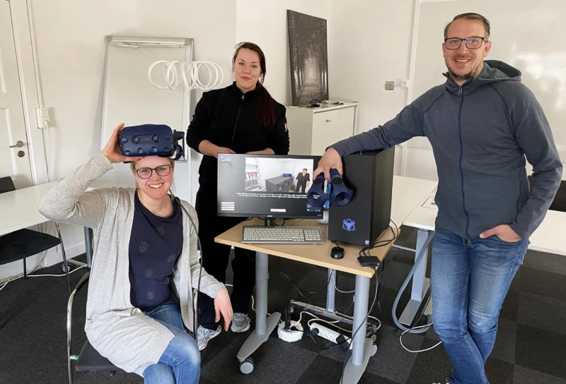 Kristina Sonko, Andréa Karlsson och Anders Scotte fick testa på att möta utåtagerande beteende i VR.