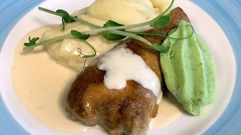 Timbalkosten ska efterlikna den vanliga kosten så långt det är möjligt.