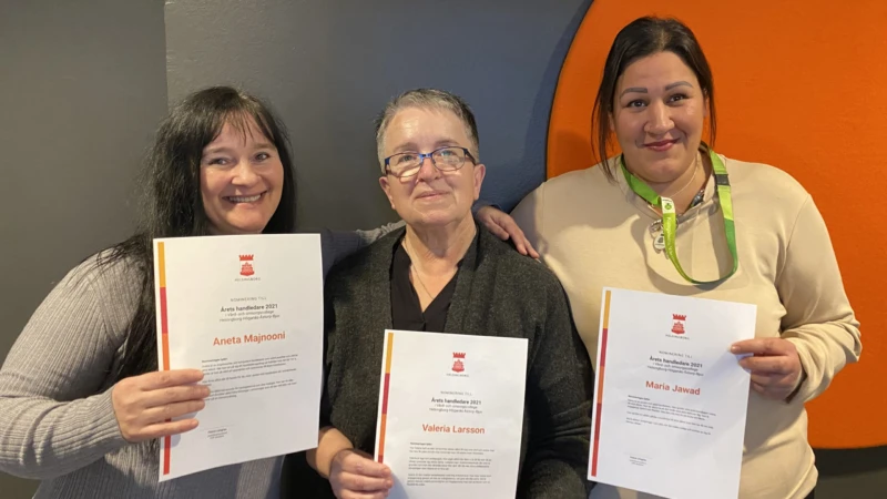 Aneta Majooni, Valeria Larsson och Maria Jawad. Enisa Dizdarevic och Linda Håkansson Johansson kunde tyvärr inte vara med vid firandet.