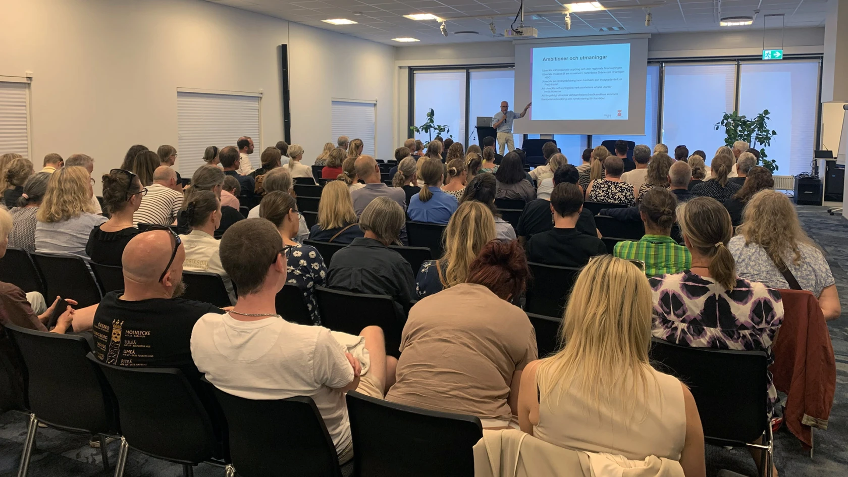 Hans Bergfast presenterar