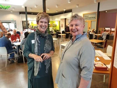 Judy Halbert och Linda Kaser